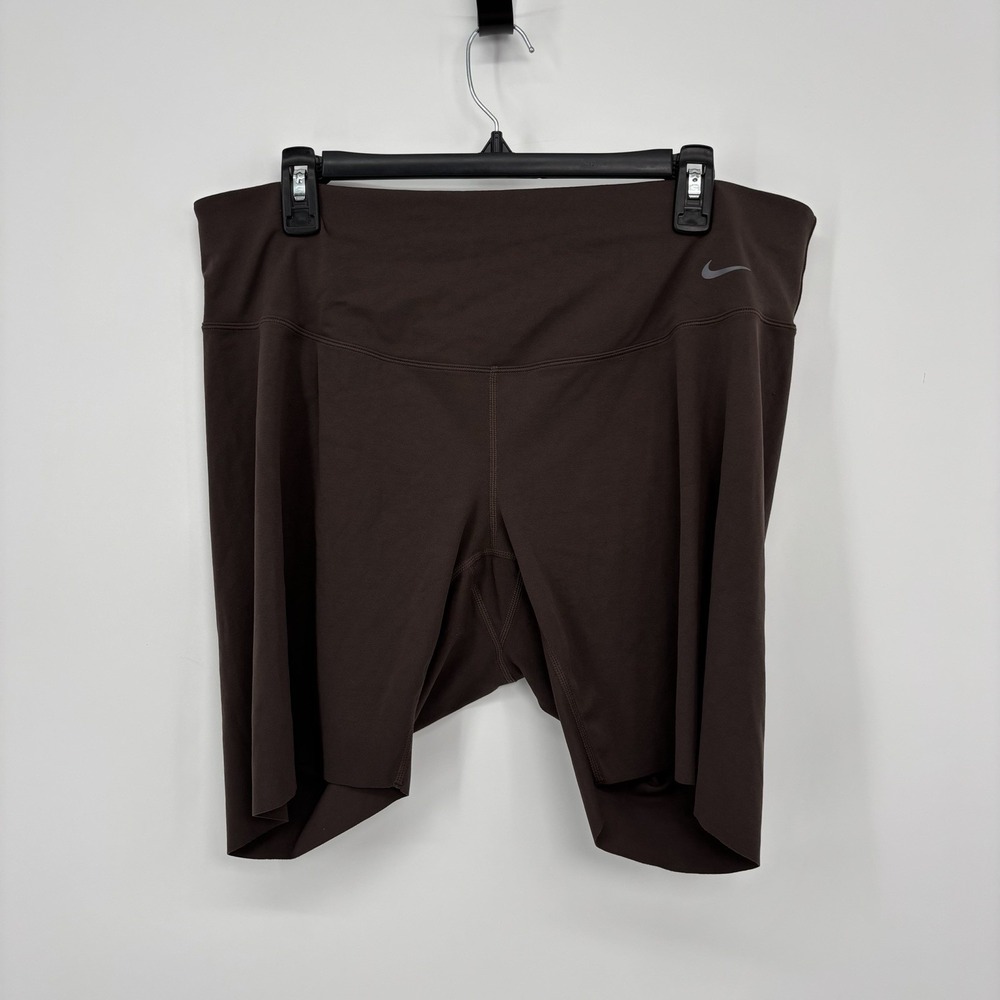Nike Zenvy Dri-FIT 8" High Waisted Biker Shorts Womens 1X Brown Athletic Gym